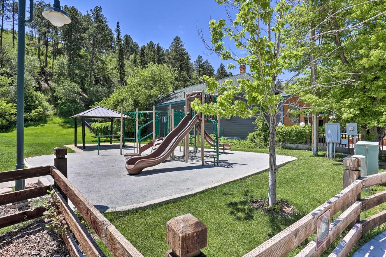 Sleek Deadwood Getaway Less Than 1 Mi To Downtown! エクステリア 写真